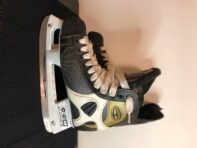 CCM Tacks 252 Hockey Skates (Size: 6.5), View more