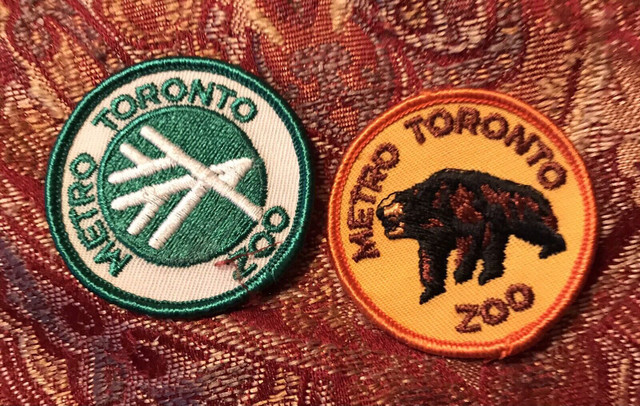 Metro Toronto Zoo - 2 patches in Arts & Collectibles in Thunder Bay