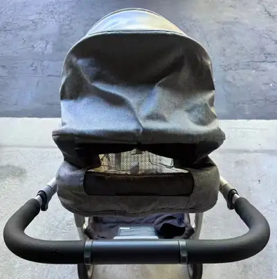 Uppababy Cruz and Adapter, View more