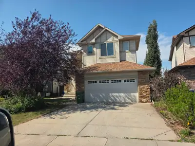 I do not respond to "is this available" queries. Please read the entire ad. close to Chinook winds P...
