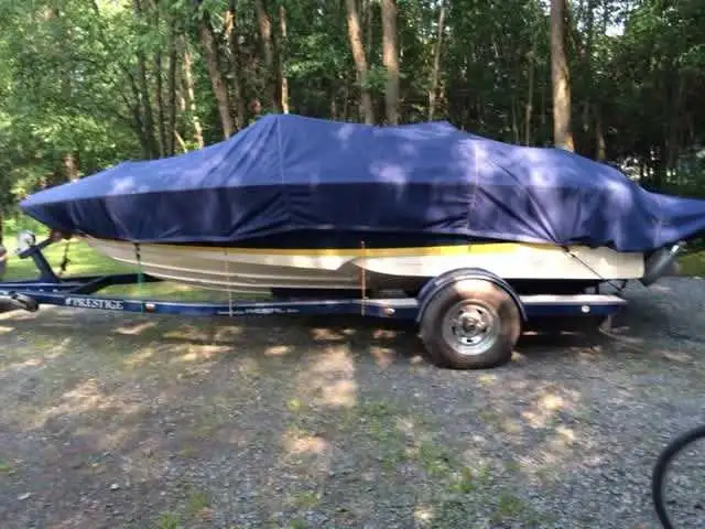 Bateau Regal 1900 2008 in Powerboats & Motorboats in Laurentides - Image 11