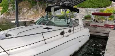 Clean, well-maintained Sea Ray 300 Sundancer with only 650 hours. Turnkey and ready for the water. •...
