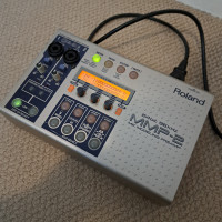 Roland MMP-2 Mic Modelling Preamp