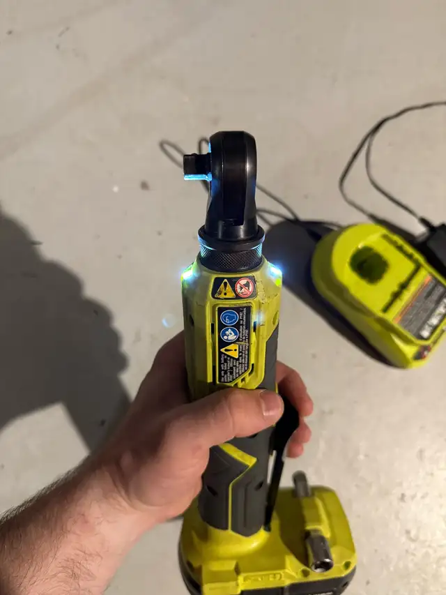 RYOBI P344 18V ONE+ 3/8-inch Compact Power Ra in Power Tools in Petawawa - Image 7