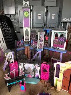 Monster High Lot, View more