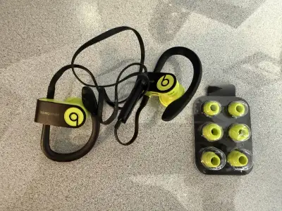 Powerbeats3 , View more