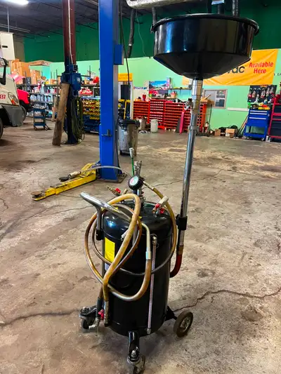 SHOP SALE!! JohnDow Industries Crew Chief 20G Fluid Evacuator, View more