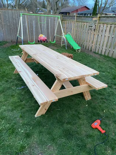 Picnic tables (no deposit required) new style with ice bucket, View more