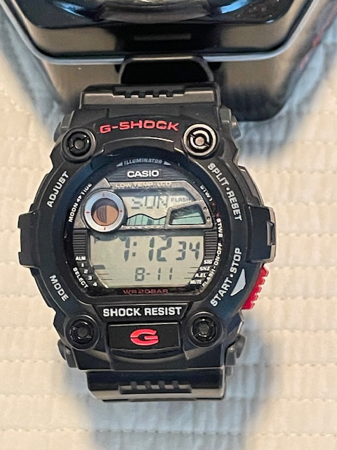 MONTRE  CASIO  G-SHOCK  POUR  HOMME in Jewellery & Watches in Laval / North Shore - Image 4