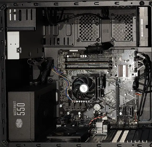 Nice starter gaming computer547501735968122882