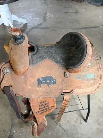 2022 cowboy country team roping saddle Message me at 403-682-9020