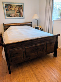 Queen Sleigh Bed - Solid Wood