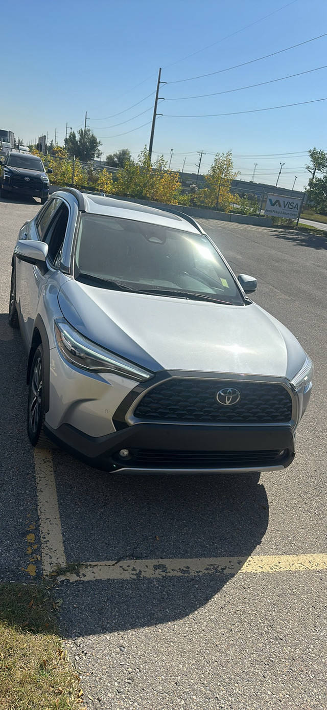 2023 Corolla Cross XLE in Cars & Trucks in Calgary