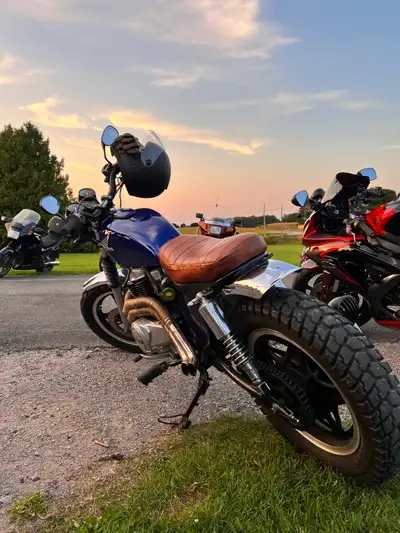 1981 Honda CM400T Mild Custom Protaper bars, mounts and and grips LED headlight Led switchback turn...