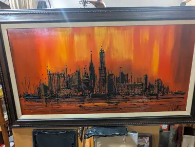 Whitby or Brighton Area pickup Excellent condition "Makes a Statement" Great Large Mid-Century piece...