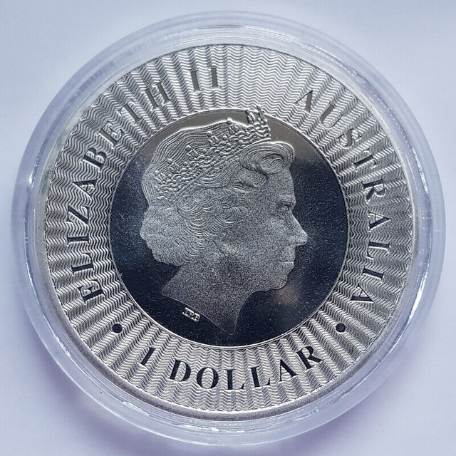 Australia 1 Dollar $1 Australian Kangaroo 1 oz 9999 Silver Coins in Arts & Collectibles in Edmonton - Image 2