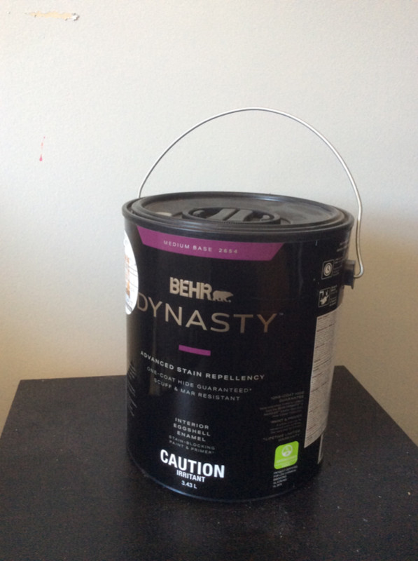 Behr Dynasty premium paint, Grey in Painting & Paint Supplies in City of Toronto - Image 2