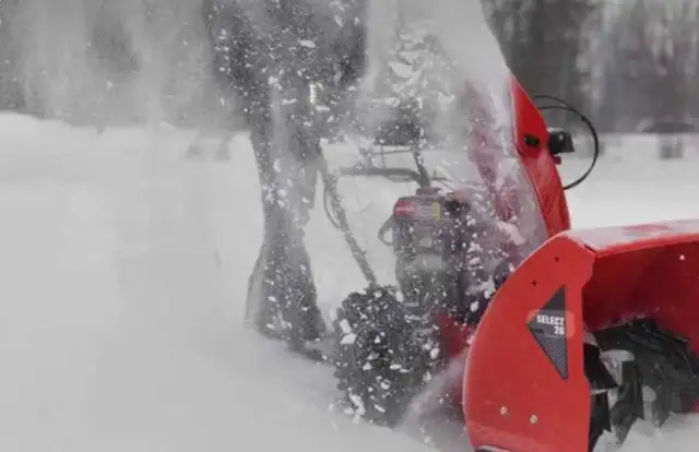Snow Removal 573779326744678401