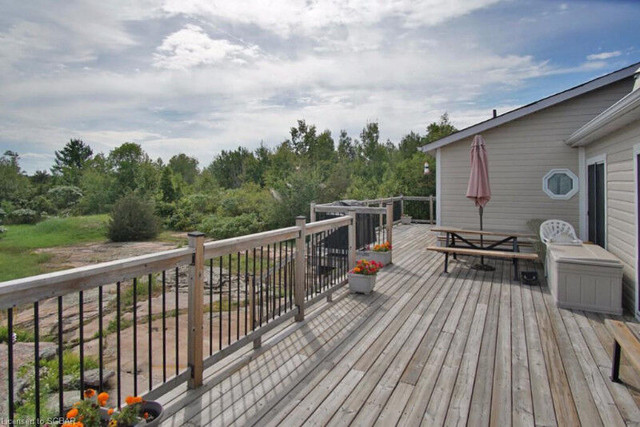 Island cottage in Honey Harbour Georgian Bay for rent in Ontario