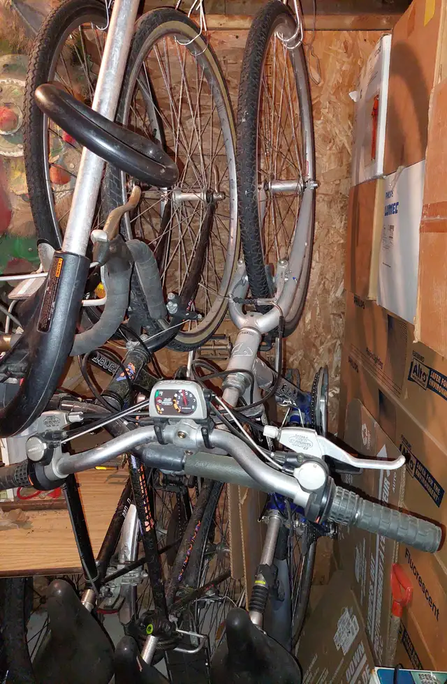 vélo trek multitrack 7200  alpha aluminium in Cruiser, Commuter & Hybrid in Laval / North Shore - Image 5