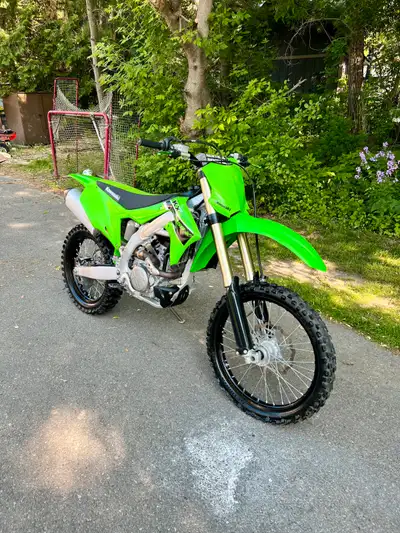 Selling my 2022 Kawasaki 250X, which is in basically new condition with very low hours. This dirt bi...