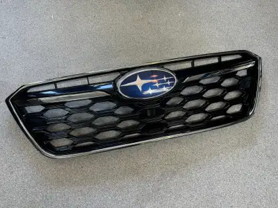Used but in 9/10 condition, sharp looking grille, haven’t seen another around Halifax part number is...