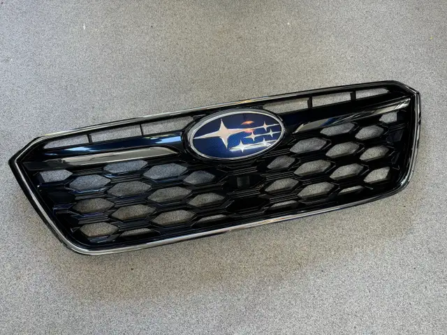 OEM Subaru Outback XT sport grille in Auto Body Parts in Bedford - Image 2