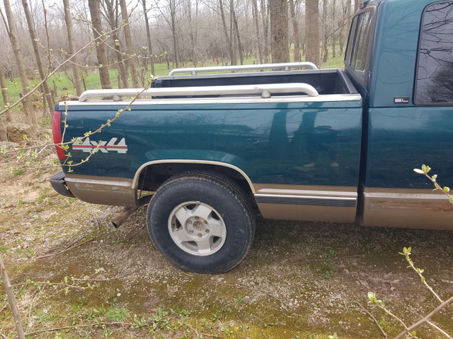 1995 GMC Sierra Diesel Pickup in Cars & Trucks in Owen Sound - Image 3