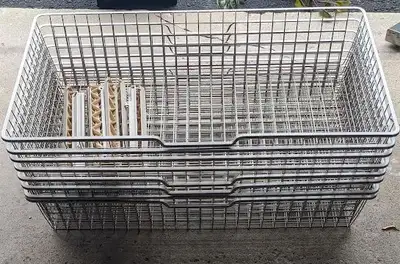 For the Ikea Pax systme (100cm wide) Similar to the one below: https://www.ikea.com/us/en/p/kompleme...