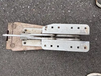 kicker plate for smaller trolling motor. good condition.