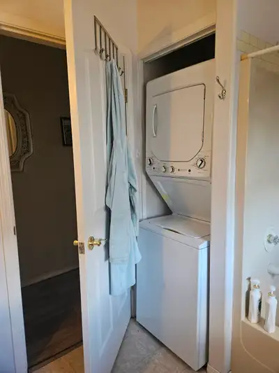 "1 Bedroom Rental in Oliver, BC - $1,500 - $1,700/month Quiet neighbourhood, walking distance to hos...