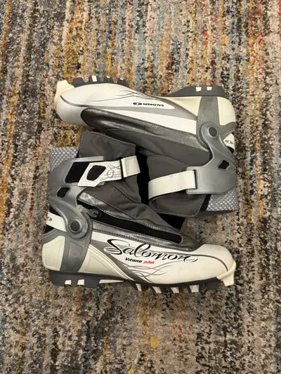 Skate Ski Boots: Salomon Vitane Pilot (Women’s EU 42), View more