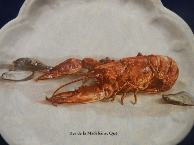 Ile de madeleine quebec lobster plate 10 3/4" dans Art et objets de collection  à Ville de Montréal - Image 2