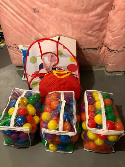 Kids Play Tent with Balls, View more