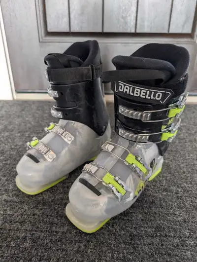 Dalbello Menace 4 Ski Boots , View more