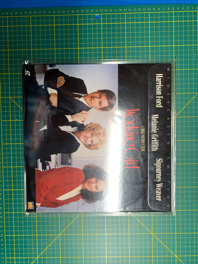 Working Girl - Laserdisc in CDs, DVDs & Blu-ray in Mississauga / Peel Region