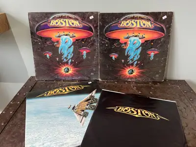 1986 Boston Third Stage 15$ 1976 Boston (rough sleeve) 15$ Boston (rough sleeve, name on disc) 15$**...