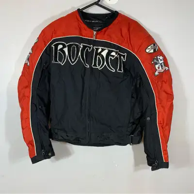 Men size medium pit to pit 53 cm , sleeves length 60 cm 40$