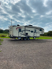 Roulotte fifth wheel Jayco eagle ht 26.5 bhs 2016