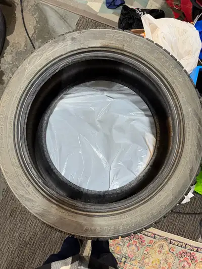 4 Nokian Hakkapelitta R3 Winter Tires 255/45R19 20/32 left, just under %80 Used on a Tesla model Y 2...