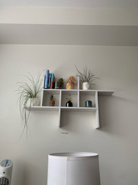 Geometric white wall shelf
