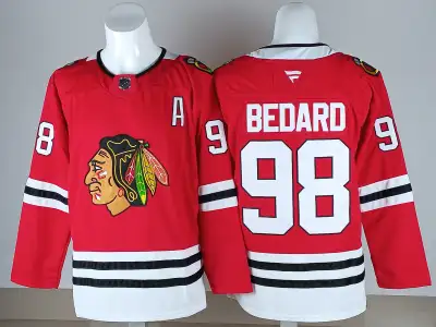 Chandail Connor Bedard neuf- Autre joueur sur demande, View more