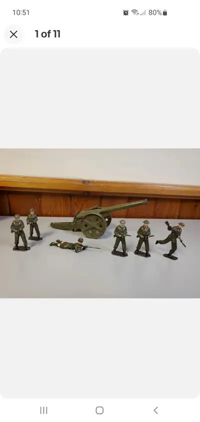 Vintage Britains Ltd Made In England Metal 7pc Toy Lot Soldiers Cannons. Mid 1900s. 5 pieces complet...
