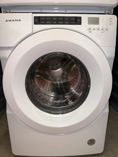 ELECTRIC AMANA WASHER / DRYER FOR SALE