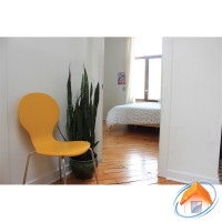 Big and Bright 3BR Student Apartment. Steps to McGill!