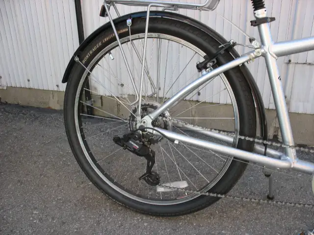 Vélo Trek allongé in Road in West Island - Image 3