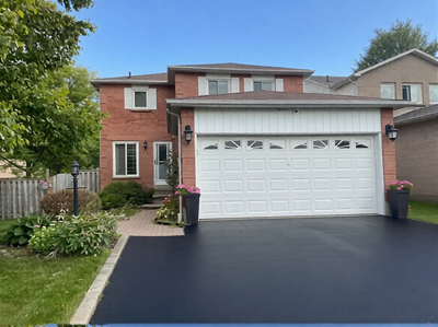 • Large 3 Bedrooms & 3 Wash rooms • Bright and spacious well-kept detached home • Separate Family Ro...