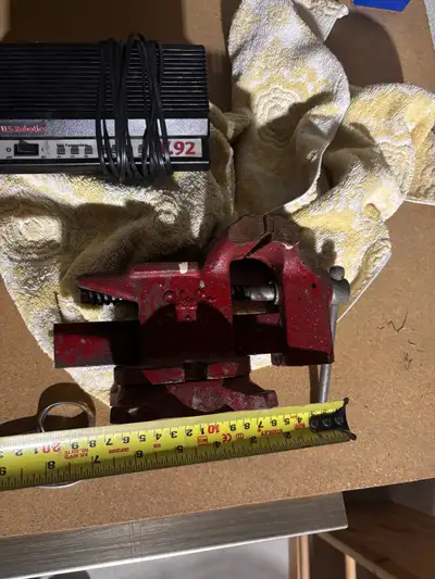 Everything works. 40$