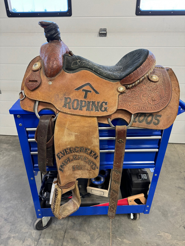 Western  saddle in Equestrian & Livestock Accessories in Grande Prairie