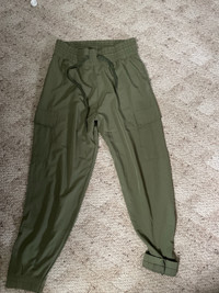 Green large light splash pants 